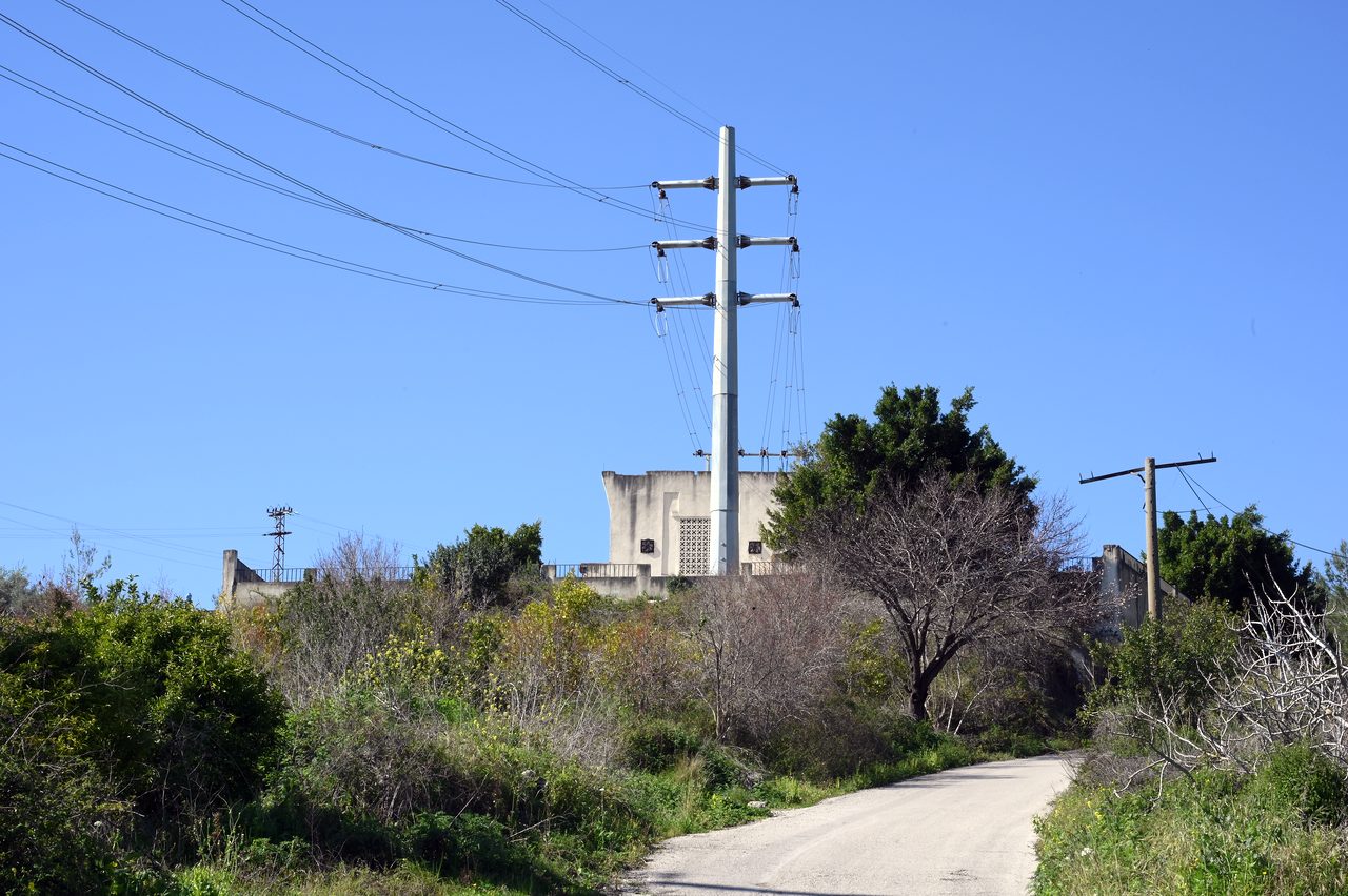 Tishreen 16 Dam transmission line — view 2