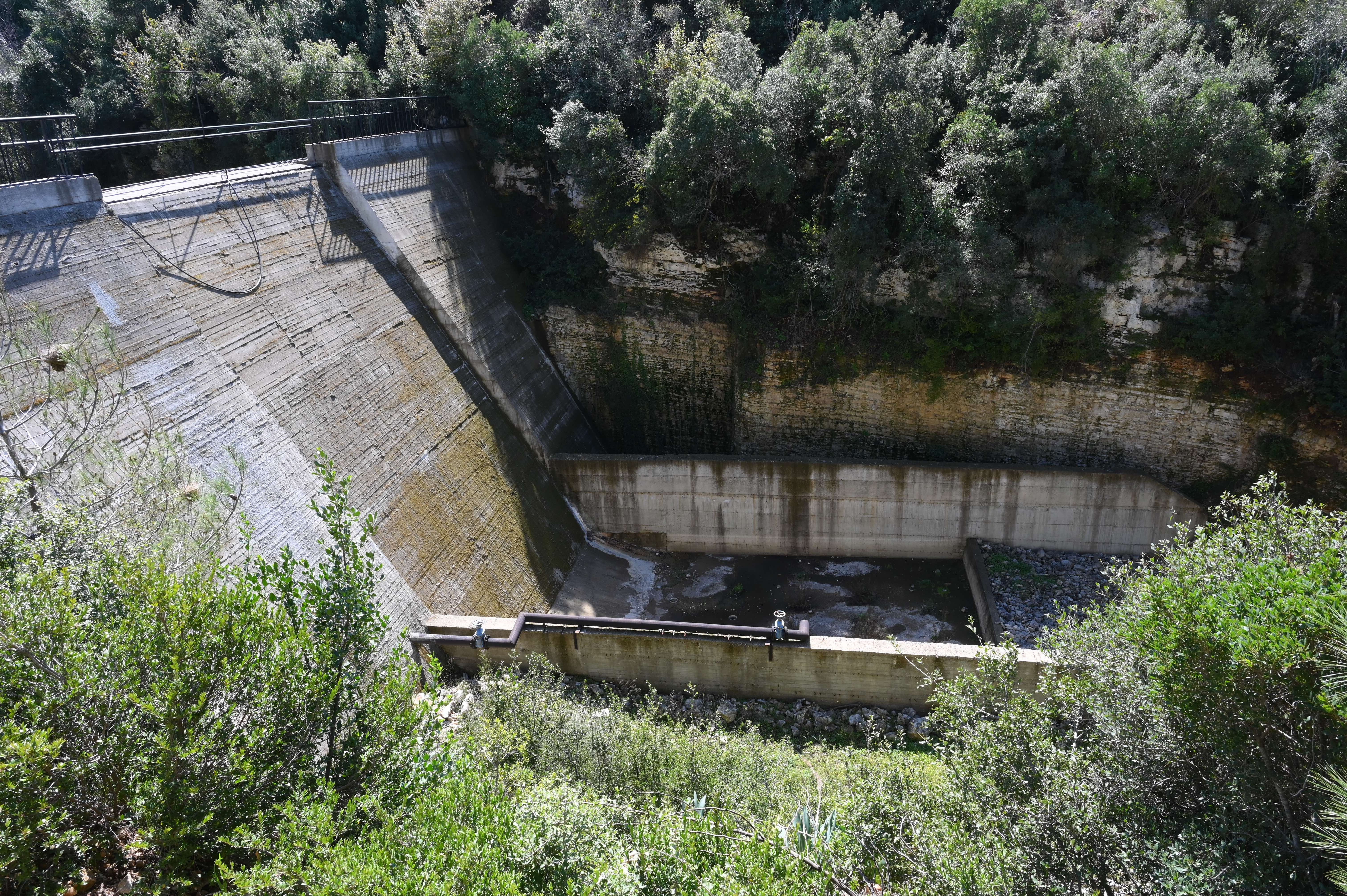 Bkhasoun Dam — view 2